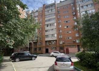 Продаю однокомнатную квартиру, 35 м2, Нижний Новгород, метро Буревестник, улица Красных Зорь, 19