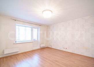 Продается двухкомнатная квартира, 60 м2, Пермь, улица Мира, 31
