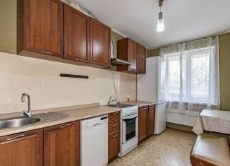 Продам 2-комнатную квартиру, 49 м2, Екатеринбург, улица Молотобойцев, 14, Чкаловский район