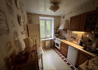 Трехкомнатная квартира на продажу, 67 м2, Москва, улица Красина, 24/28, улица Красина