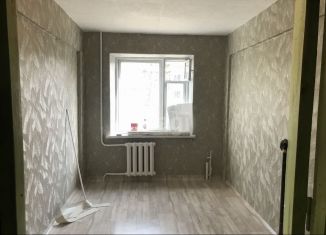 Продаю комнату, 9.5 м2, Ачинск, 3-й микрорайон, 27