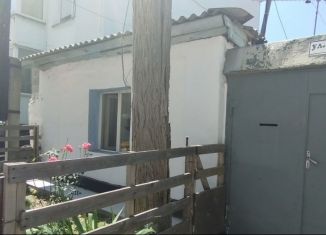 Продаю дом, 30 м2, Севастополь, улица Матюшенко, 13