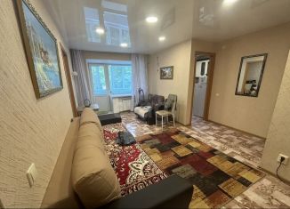 Продажа 2-ком. квартиры, 44 м2, Троицк, улица имени Н.К. Крупской, 10