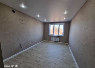 Продам 2-ком. квартиру, 64 м2, Саратов, проспект Энтузиастов, 2