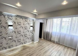 Продается 1-ком. квартира, 42 м2, посёлок Берёзовый, 2-я Целиноградская улица, 38