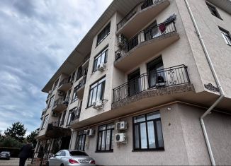 Продается квартира со свободной планировкой, 48 м2, Краснодарский край, улица Трубачева, 1