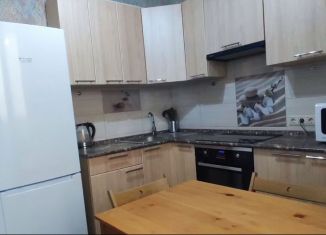 Сдаю в аренду 1-ком. квартиру, 38 м2, Ростов-на-Дону, улица Ерёменко, 90/27, ЖК Английский Квартал