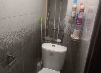 Сдается в аренду однокомнатная квартира, 36 м2, Кингисепп, Большая Советская улица, 37/2