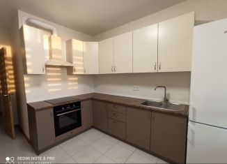 Сдаю в аренду 1-ком. квартиру, 42 м2, Ростов-на-Дону, проспект Сиверса, 30