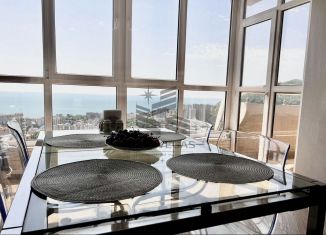 Сдается трехкомнатная квартира, 78 м2, Сочи, Целинная улица, 13А, микрорайон Мамайка