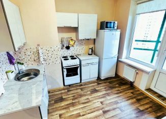 Сдаю в аренду 1-комнатную квартиру, 36 м2, Мурино, улица Шувалова, 1