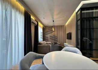 Сдаю в аренду 1-ком. квартиру, 50 м2, Сочи, Гранатная улица, 7Ак2, ЖК Три Капитана