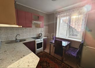 Сдам 2-ком. квартиру, 51 м2, Тюмень, улица Энергостроителей, 12, Восточный округ