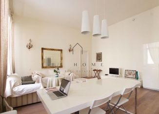 Сдается в аренду трехкомнатная квартира, 100 м2, Санкт-Петербург, набережная реки Мойки, 40, метро Адмиралтейская
