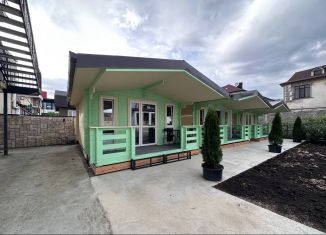 Сдается в аренду квартира студия, 25 м2, Сириус, Листопадная улица, 32