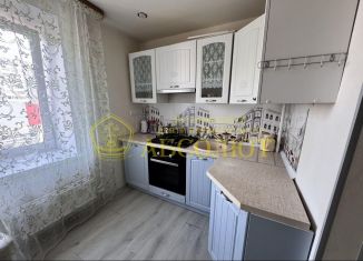 Сдается в аренду 2-комнатная квартира, 47.2 м2, Ревда, улица Карла Либкнехта, 31