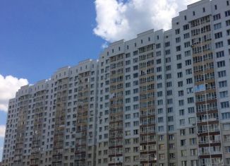 Сдам 2-комнатную квартиру, 62 м2, Тюмень, улица Николая Зелинского, 19, Восточный округ