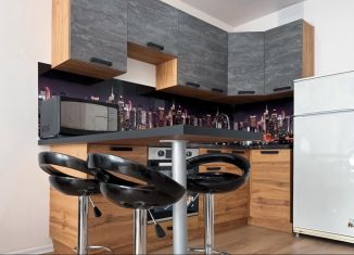 1-комнатная квартира в аренду, 45 м2, Щербинка, улица Мостотреста, 10к2