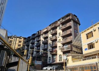 Сдается в аренду 1-комнатная квартира, 37 м2, Сочи, Виноградная улица, 204Б/1, микрорайон Мамайка