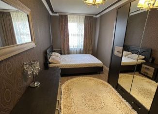 Сдается в аренду 2-ком. квартира, 47 м2, Грозный, улица Л.И. Яшина, 2, 3-й микрорайон