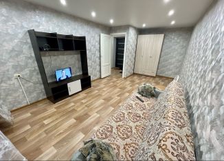 Сдается в аренду 1-ком. квартира, 35 м2, Коми, набережная Нефтяников, 4