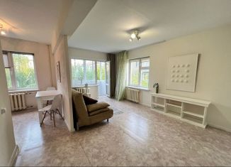 Сдам однокомнатную квартиру, 32 м2, Республика Башкортостан, улица Свердлова, 42