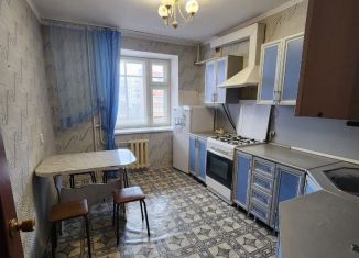 Сдаю в аренду двухкомнатную квартиру, 53 м2, Туймазы, улица Комарова, 41