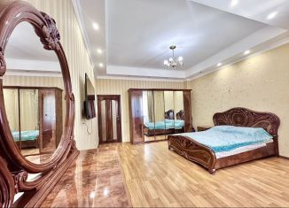 Сдам в аренду 1-ком. квартиру, 60 м2, Сочи, Крымская улица, 9А, микрорайон Мамайка