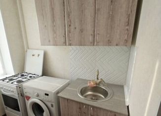 Сдаю в аренду 1-ком. квартиру, 25 м2, Республика Башкортостан, Революционная улица, 96