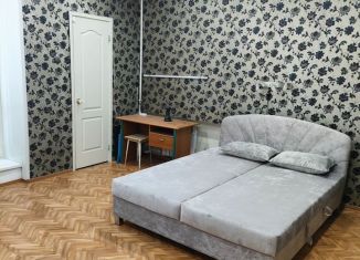 Сдам в аренду 2-комнатную квартиру, 78 м2, Елабуга, проспект Нефтяников, 19