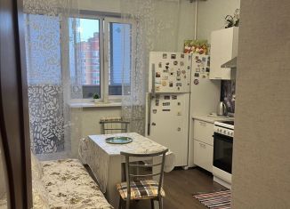 Сдается однокомнатная квартира, 54 м2, поселок Знамя Октября, микрорайон Родники, 8