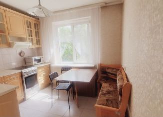 Сдача в аренду двухкомнатной квартиры, 49.8 м2, Тюмень, улица Софьи Ковалевской, 11