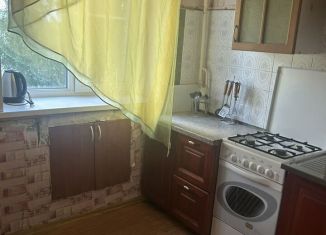 Сдача в аренду 2-ком. квартиры, 42 м2, Гусь-Хрустальный, Интернациональная улица, 42А