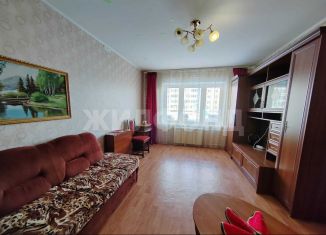 Сдам в аренду 1-ком. квартиру, 33 м2, Новосибирск, улица Петухова, 103/3