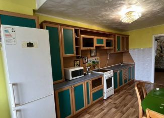 Сдается 2-комнатная квартира, 78 м2, Бурятия, улица Терешковой, 7А