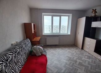 Сдается в аренду 1-ком. квартира, 38 м2, Псков, Юбилейная улица, 77Б