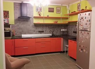 Пятикомнатная квартира в аренду, 75 м2, Тюмень, улица Шиллера, 34