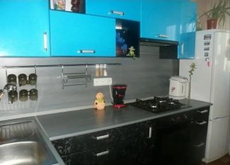 Сдам двухкомнатную квартиру, 60 м2, Яровое, квартал А, 22