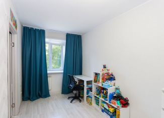 Продаю 2-ком. квартиру, 43.1 м2, Абакан, Советская улица, 169