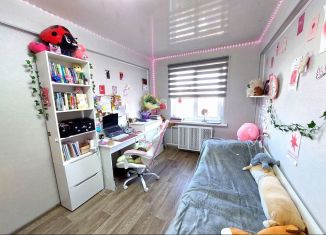 Трехкомнатная квартира на продажу, 59 м2, Петрозаводск, Октябрьский проспект, 42