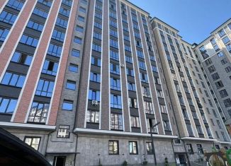 Продается 2-ком. квартира, 78.2 м2, Нальчик, улица Героя России Т.М. Тамазова, 3