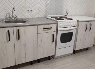 Сдается 1-ком. квартира, 36 м2, поселок городского типа Стройкерамика, улица Анетты Басс, 3