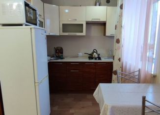 Сдается в аренду 1-ком. квартира, 30 м2, Березники, улица Пятилетки, 96