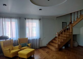 Продается 4-ком. квартира, 152 м2, Тверь, улица Андрея Дементьева, 26
