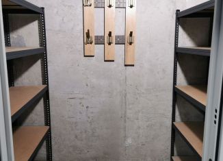 Продаю гараж, Тюмень, 2-я Луговая улица, 24к3