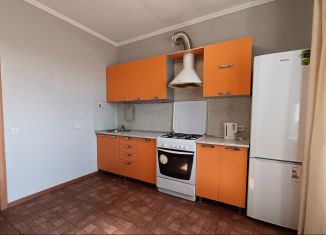 Сдам в аренду 1-ком. квартиру, 40 м2, Йошкар-Ола, Красноармейская улица, 122А, 6-й микрорайон