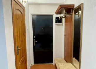 Продается 2-комнатная квартира, 49 м2, Махачкала, улица Аскерханова, 13