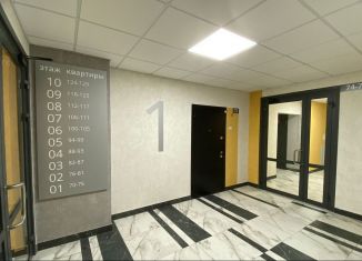 Продается 2-комнатная квартира, 36.7 м2, рабочий посёлок Краснообск, 3-й микрорайон, 21