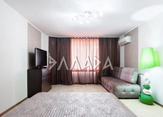 Продам 1-ком. квартиру, 45 м2, Ростов-на-Дону, улица Лелюшенко, 13