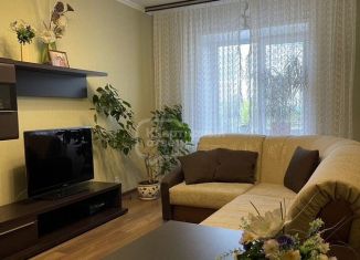 Продажа 2-ком. квартиры, 50 м2, Владимир, улица Соколова-Соколёнка, 10